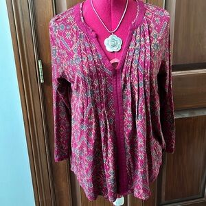 Lucky Brand   Fall colors  women’s  3/4 sleeves   Pleated front  blouse  Size S